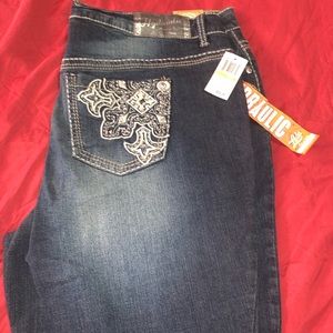 24W Hydraulic Lola Micro Boot Jeans